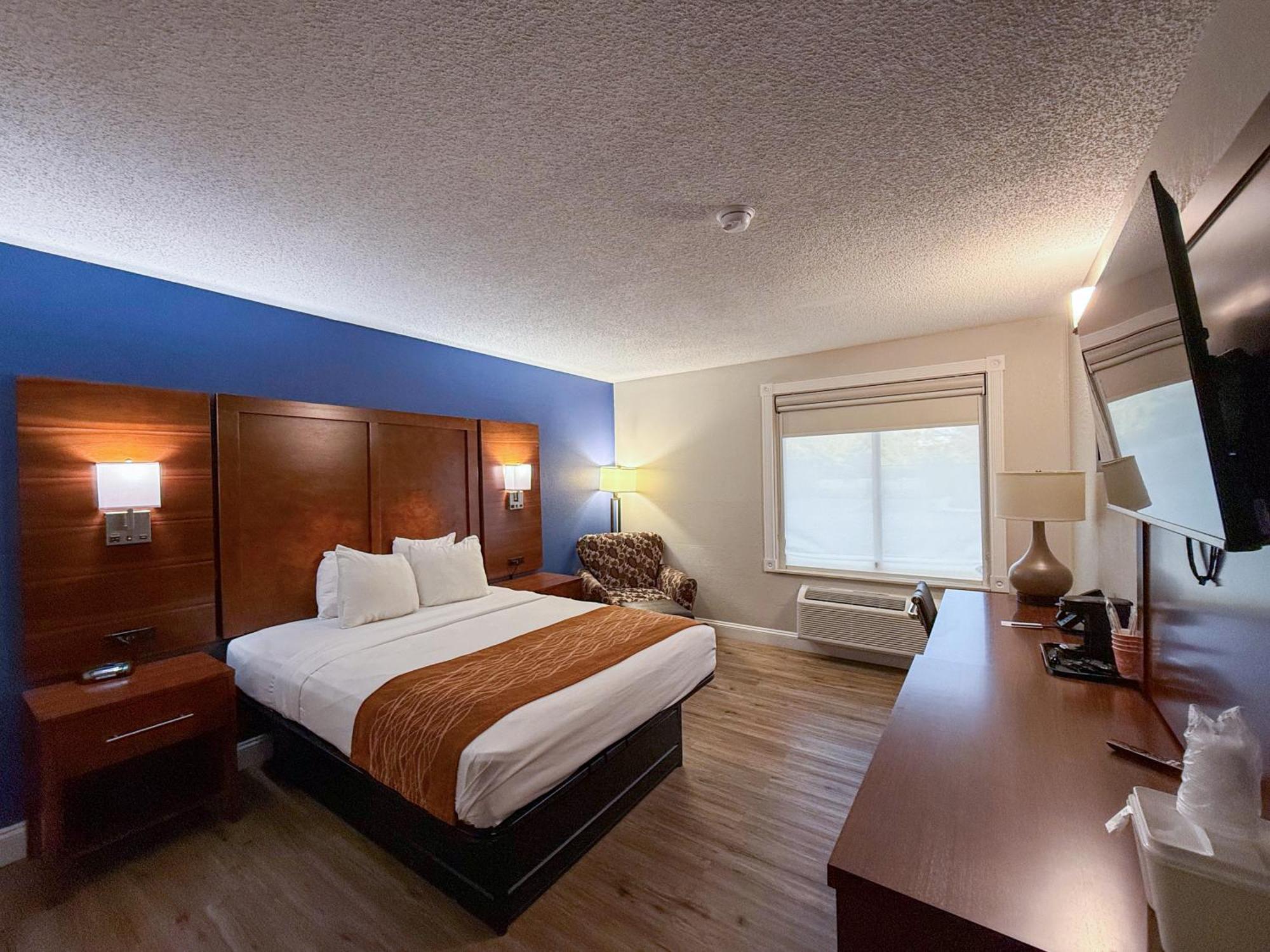 Comfort Inn & Suites St Louis-Гейзелвуд Екстер'єр фото