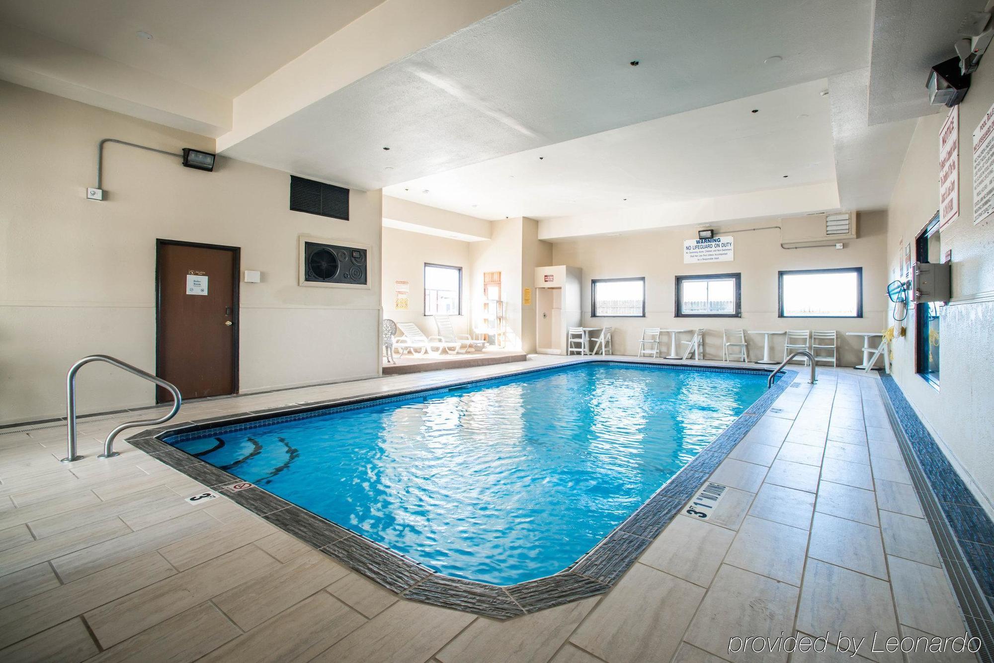 Comfort Inn & Suites St Louis-Гейзелвуд Екстер'єр фото